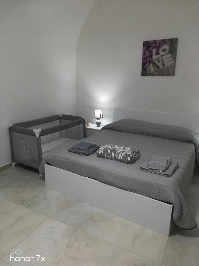 Maison De Marie Trani Bagian luar foto