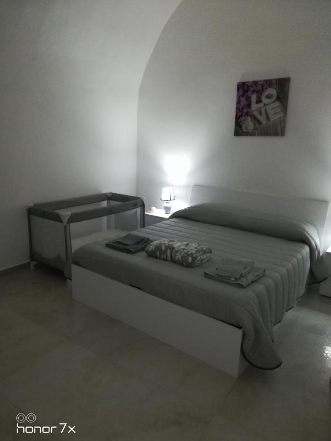Maison De Marie Trani Bagian luar foto